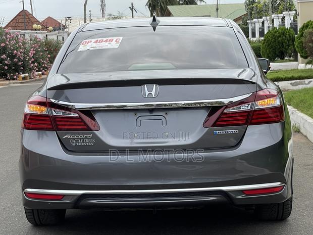 Honda Accord Sport 4dr Sedan FWD (2.4L 4cyl 2A) 2017 Gray