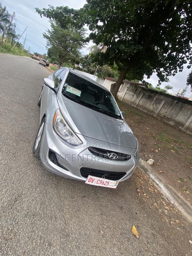 Hyundai Accent SE Sedan 2016 Silver