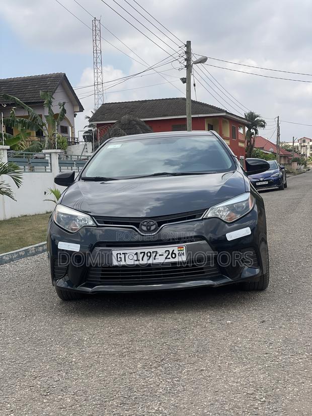 Toyota Corolla 2016 Black