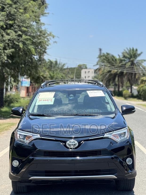 Toyota RAV4 Limited AWD (2.5L 4cyl 6A) 2017 Black