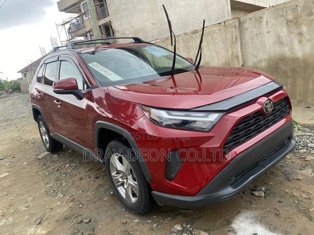 New Toyota RAV4 XLE AWD 2023 Red
