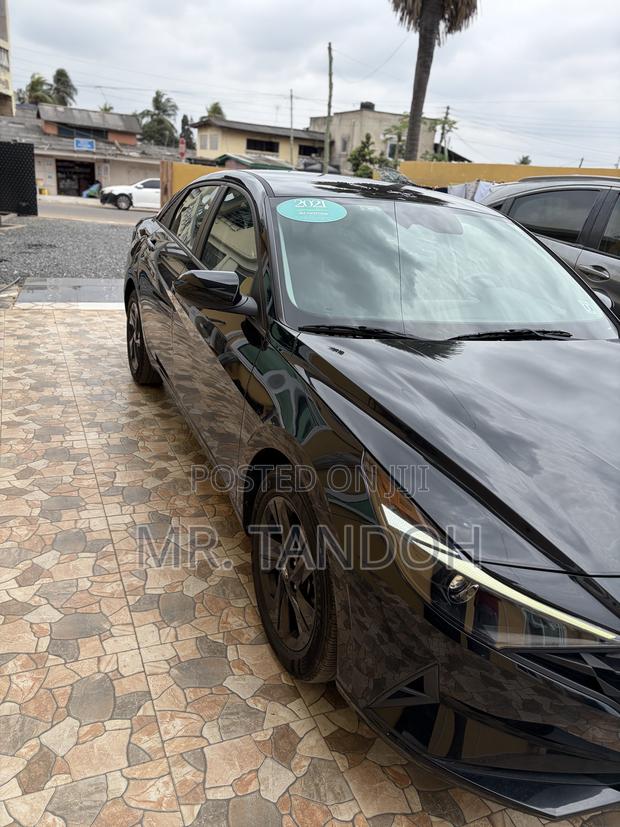 Hyundai Elantra Limited 2021 Black