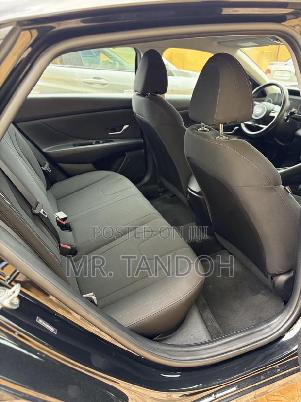 Hyundai Elantra Limited 2021 Black