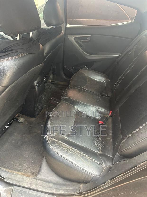 Hyundai Elantra 2013 Black