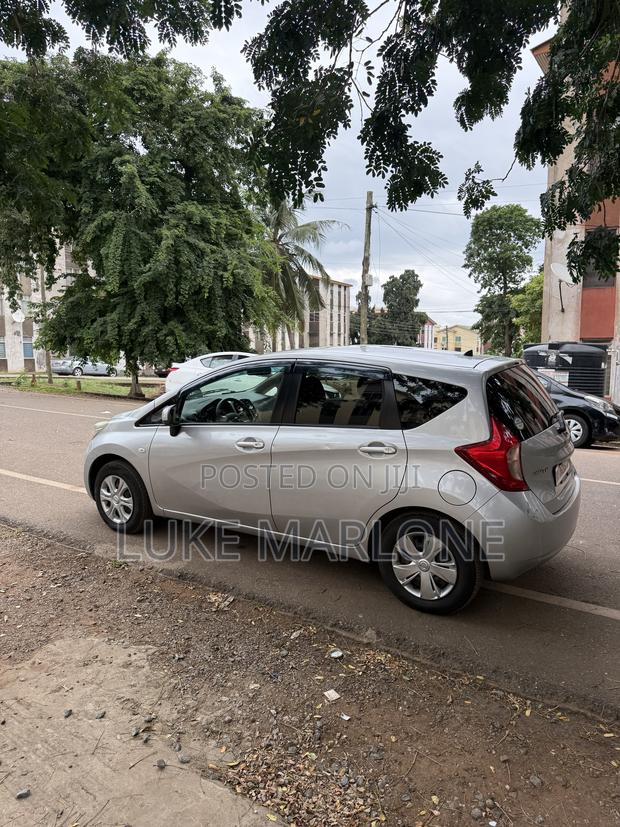 Nissan Note 2014 Silver