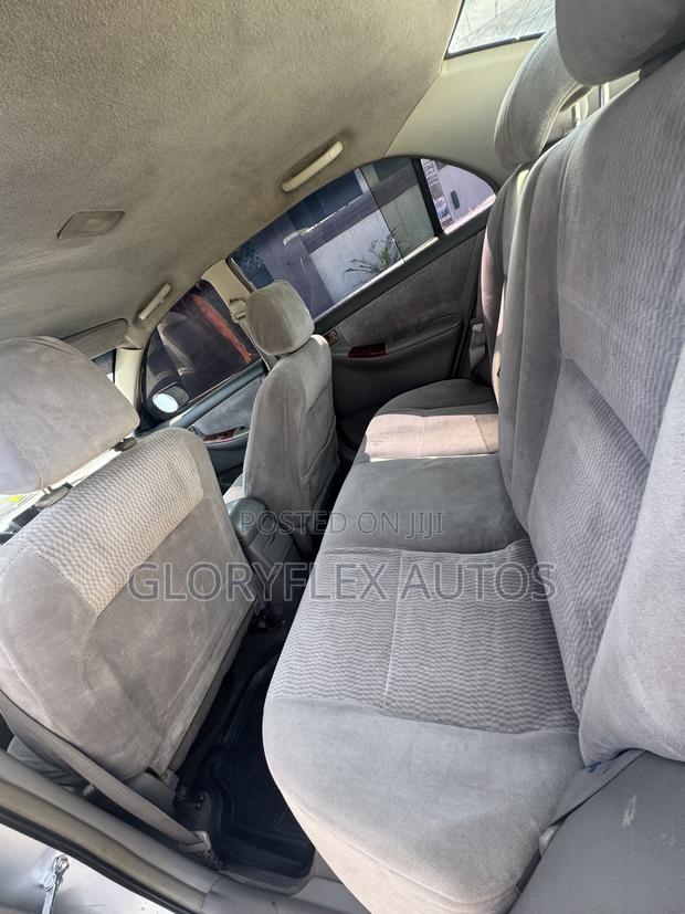 Toyota Corolla CE 2005 Silver