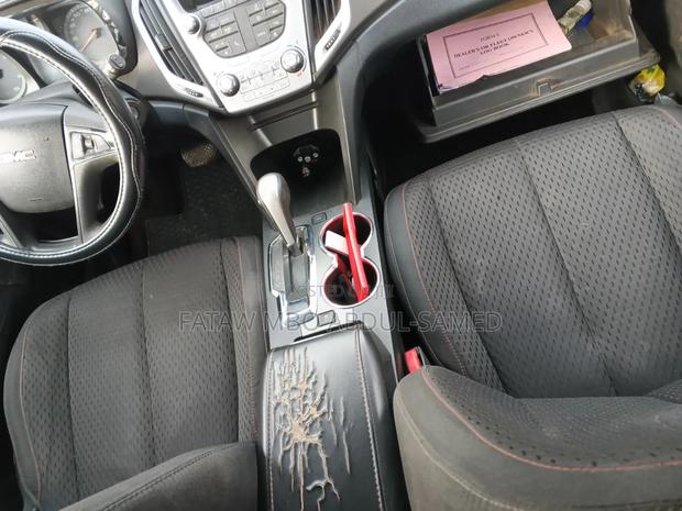 GMC Envoy Base 4x4 2000 Black