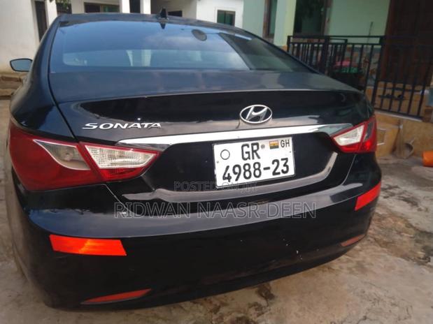 Hyundai Sonata SE 2.0T Sedan FWD (2.0L 4cyl 6A) 2011 Black
