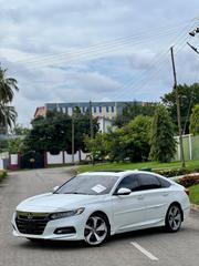 Honda Accord Touring 2018 Pearl for sale