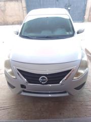 Nissan Versa 1.6 SV 2017 Silver for sale