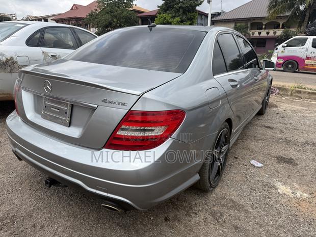 Mercedes-Benz C300 2013 Gray