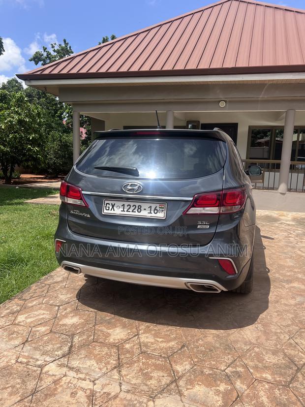Hyundai Santa Fe 2016 Blue