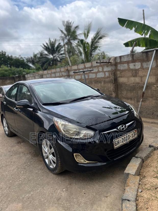 Hyundai Accent GLS 2013 Black