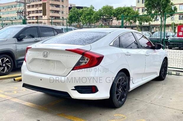 Honda Civic 2017 White