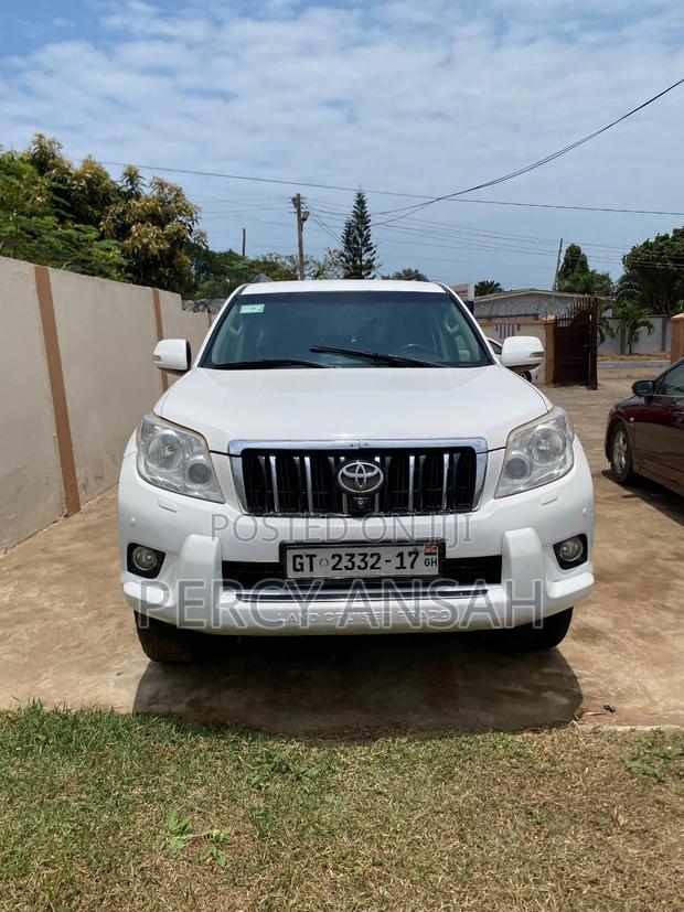 Toyota Land Cruiser Prado 2011 White