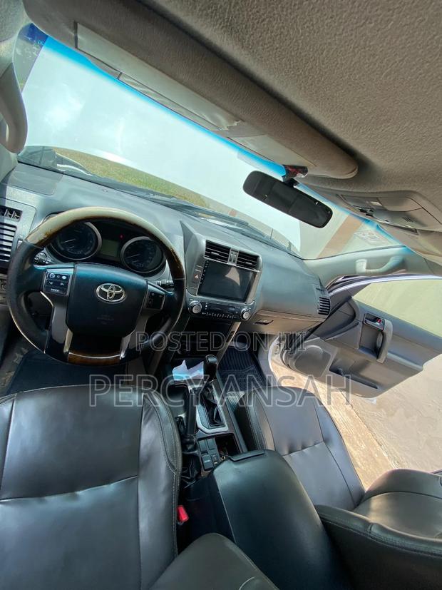 Toyota Land Cruiser Prado 2011 White
