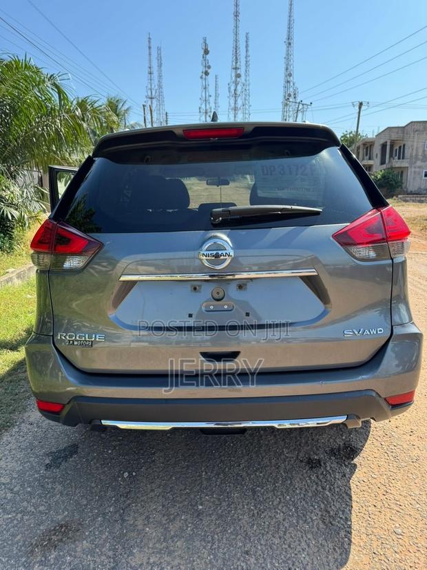 Nissan Rogue SV AWD 2017 Black