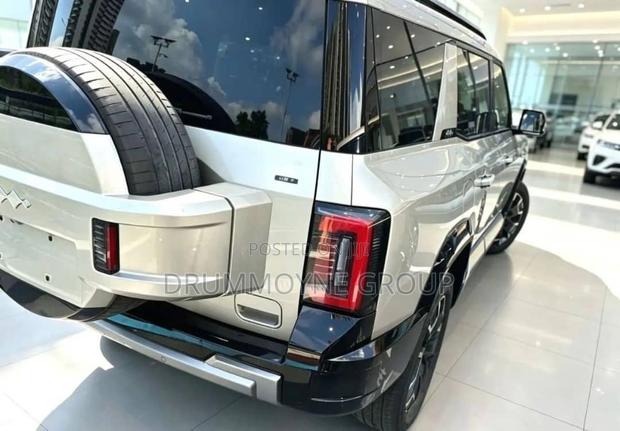 BYD Leopard 5 2025 Pearl