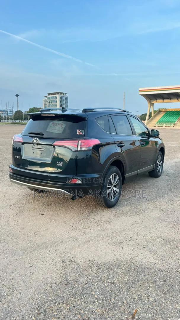 Toyota RAV4 2018 Black