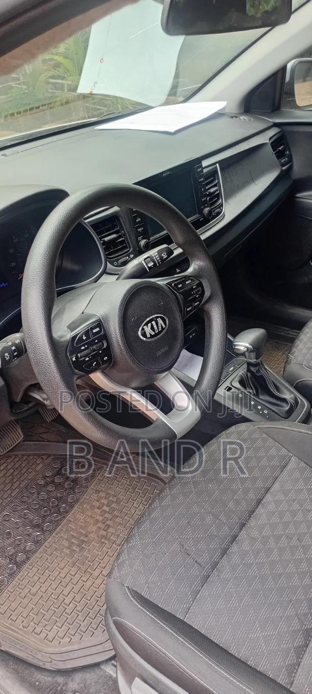 Kia Rio S Sedan 2019 Silver
