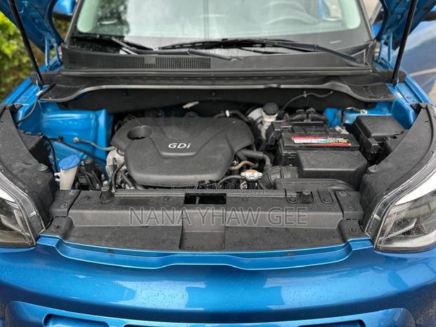 Kia Soul Base Hatchback 2016 Blue