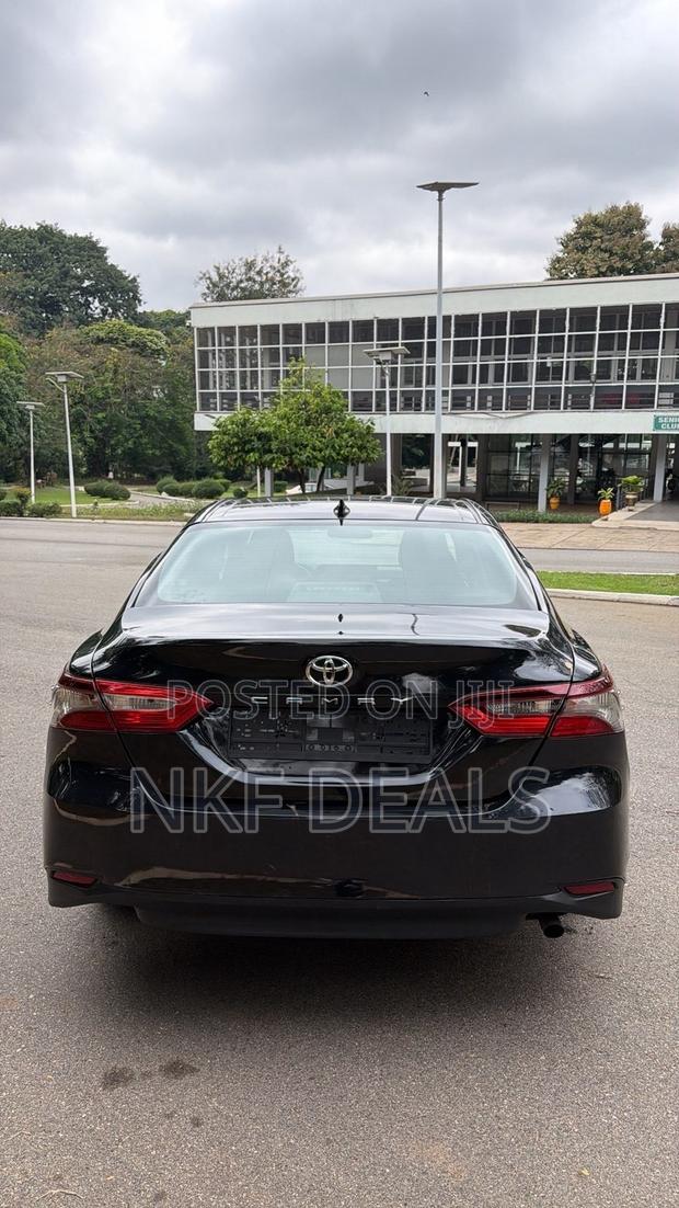 Toyota Camry LE 2022 Black