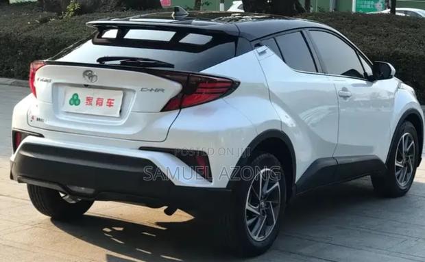 Toyota C-HR Limited 2022 White