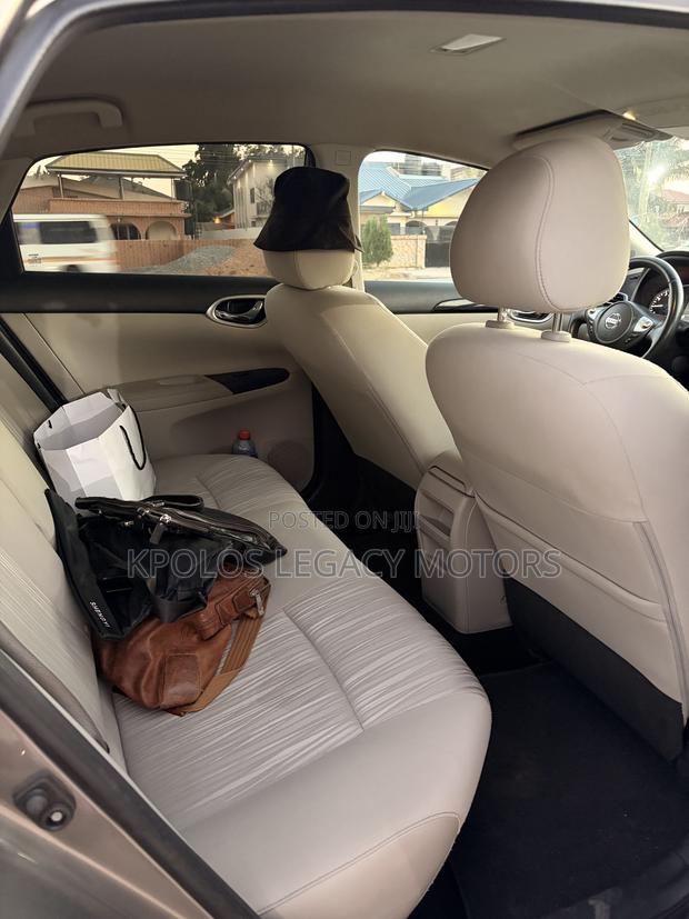 Nissan Sentra SV 2016 Gray