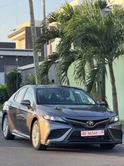 Toyota Camry SE 2023 Gray for sale