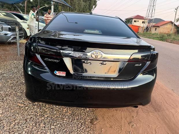 Toyota Camry XLE 4dr Sedan (2.5L 4cyl 6A) 2014 Black