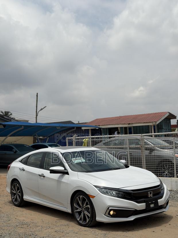 Honda Civic Touring Sedan 2019 White