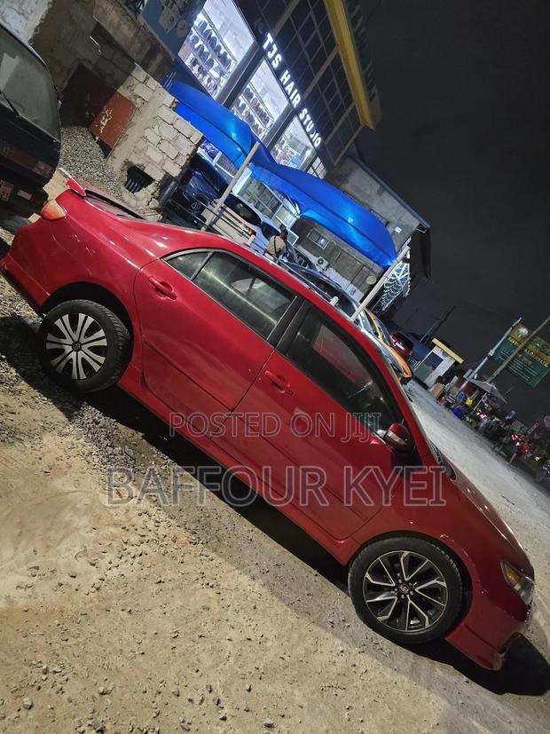 Toyota Corolla 2011 Red