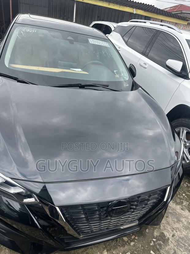 Nissan Sentra SV 2023 Black