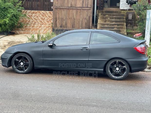 Mercedes-Benz C320 2003 Matt Black