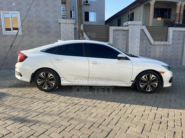 Honda Civic 2017 White