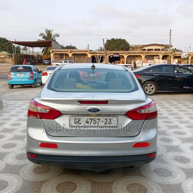 Ford Focus S 4dr Sedan (2.0L 4cyl 5M) 2015 Silver