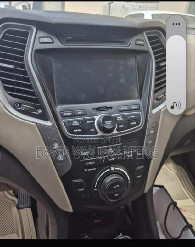 Hyundai Santa Fe 2016 Burgundy