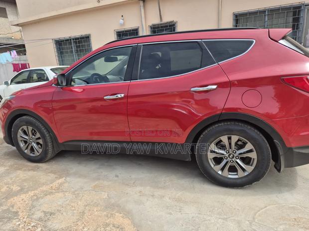 Hyundai Santa Fe 2016 Burgundy