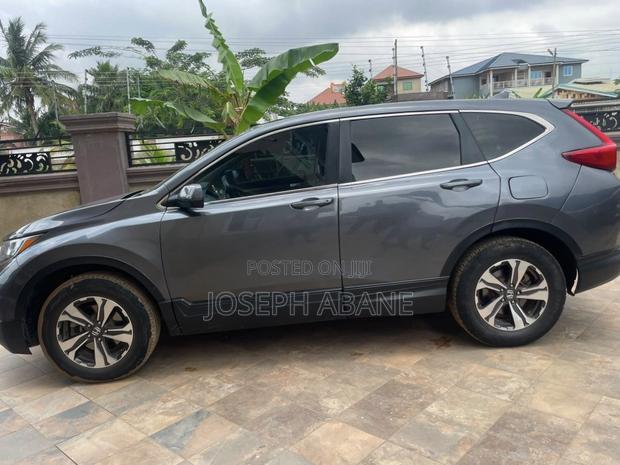 Honda CR-V LX AWD 2018 Gray
