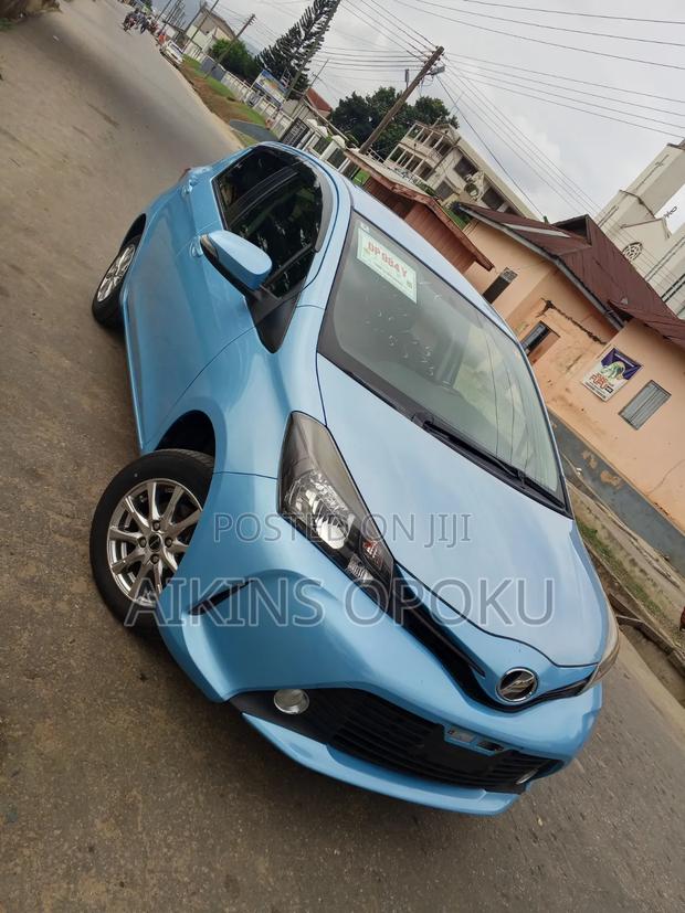 Toyota Vitz 1.3 AWD 5dr 2016 Blue
