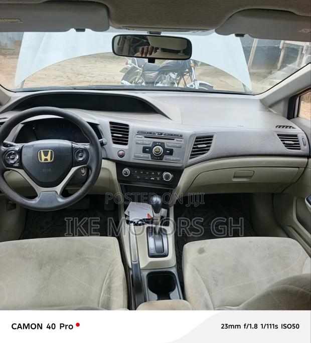 Honda Civic 2012 Silver