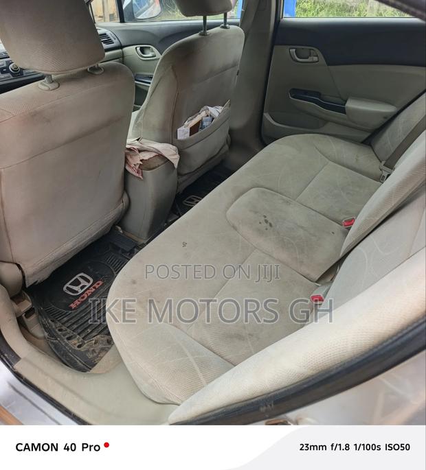 Honda Civic 2012 Silver