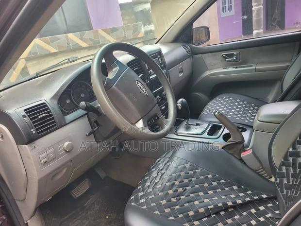 Kia Sorento 2011 Red