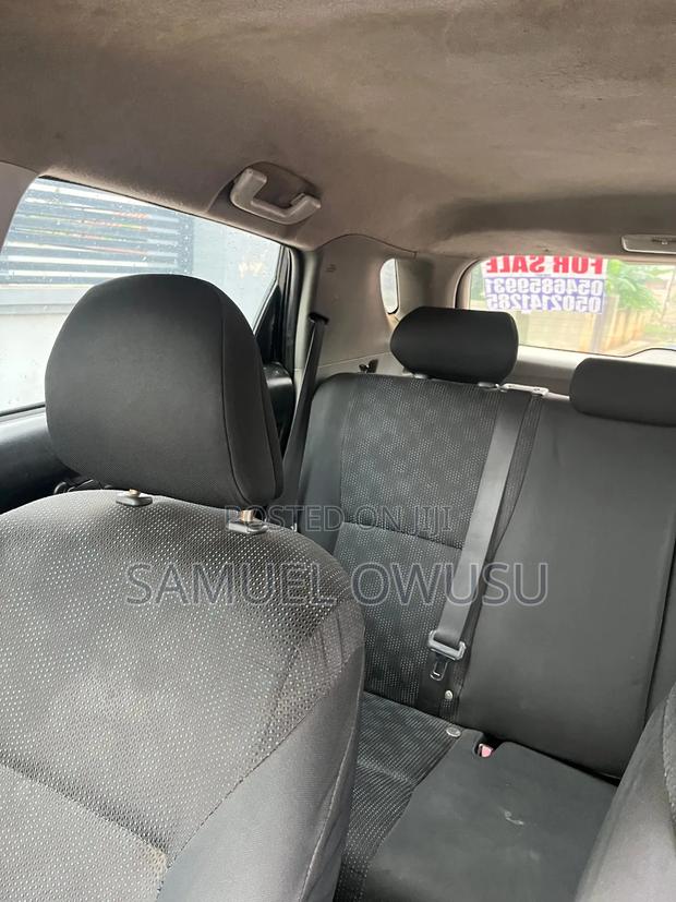 Toyota Matrix Hatchback FWD (1.8L 4cyl 5M) 2008 Black