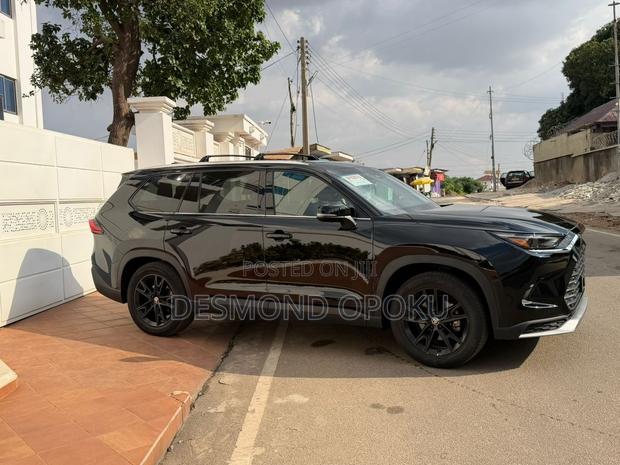 Toyota Highlander Platinum 2025 Black