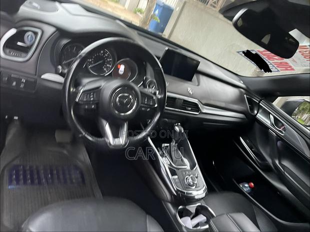 Mazda CX-9 2018 Blue