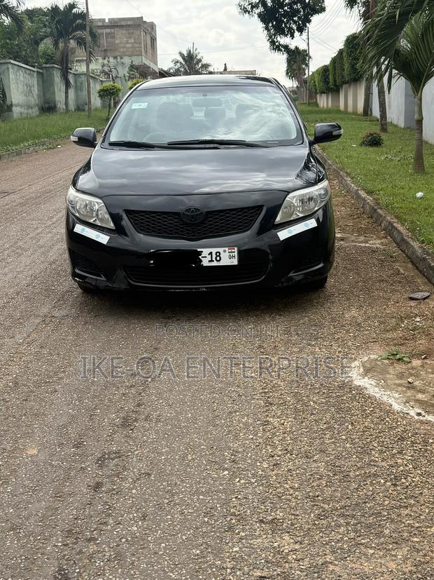 Toyota Corolla LE 4dr Sedan (1.8L 4cyl 4A) 2010 Black