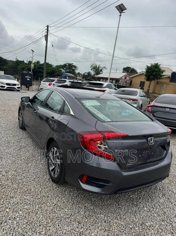 Honda Civic 2016 Gray