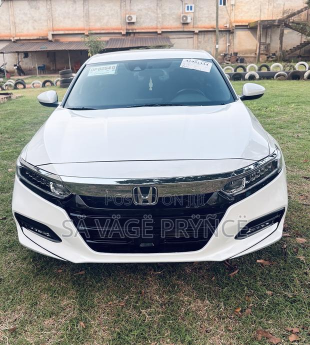 Honda Accord 2019 White