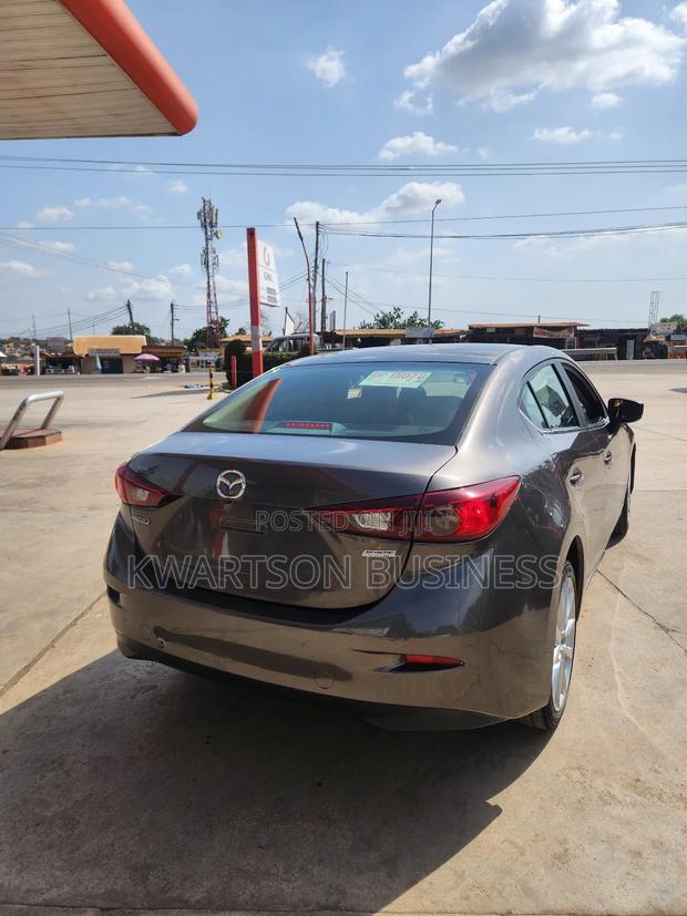 Mazda 3 2017 Gray